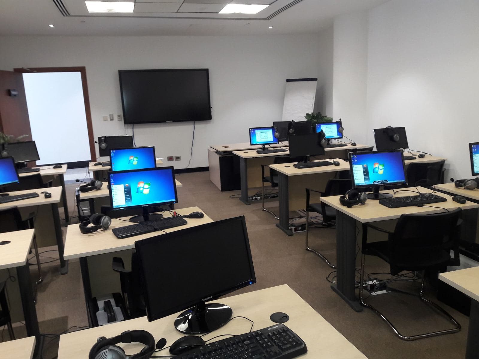 معمل لغة SmartClass